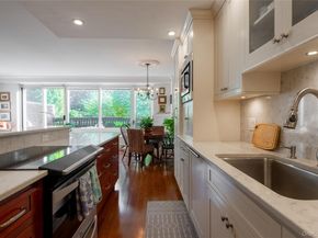 100 Hilton Avenue M4, Garden City NY 11530