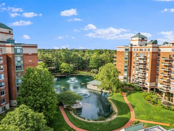 100 Hilton Avenue M4, Garden City NY 11530