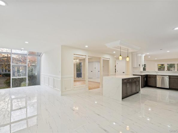 2 Heiko Court, Northport NY 11768