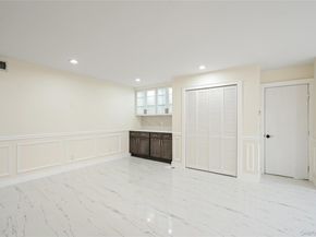 2 Heiko Court, Northport NY 11768