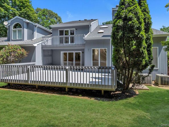 2 Heiko Court, Northport NY 11768