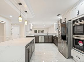 2 Heiko Court, Northport NY 11768