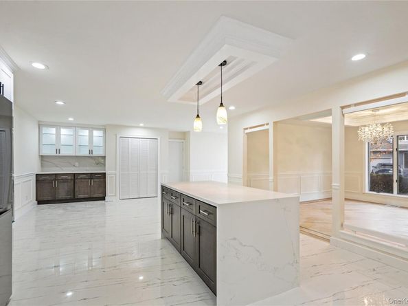 2 Heiko Court, Northport NY 11768