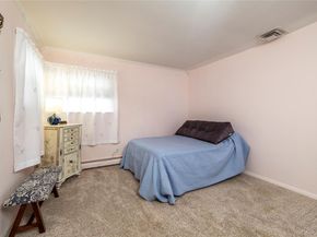 68 Lincoln Avenue, Island Park NY 11558