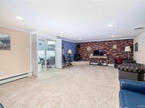 68 Lincoln Avenue, Island Park NY 11558