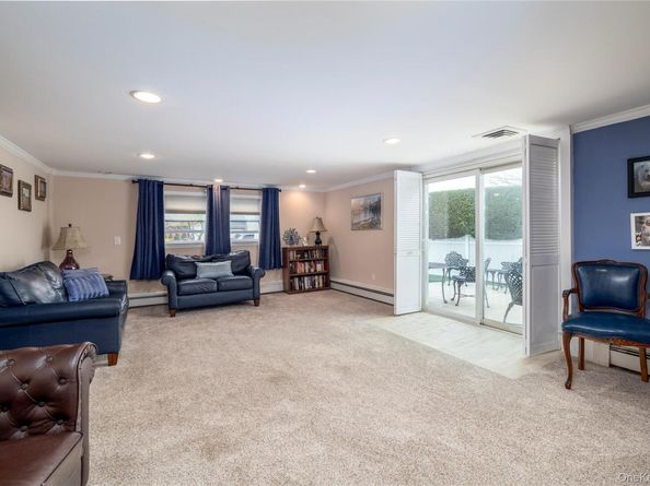 68 Lincoln Avenue, Island Park NY 11558