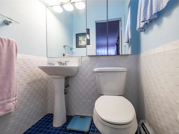 68 Lincoln Avenue, Island Park NY 11558