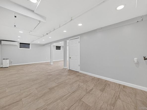 8 Robbins Avenue, Elmsford NY 10523