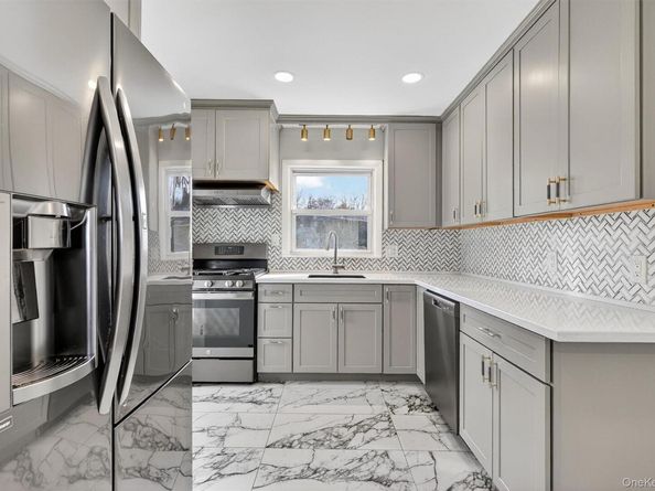 8 Robbins Avenue, Elmsford NY 10523