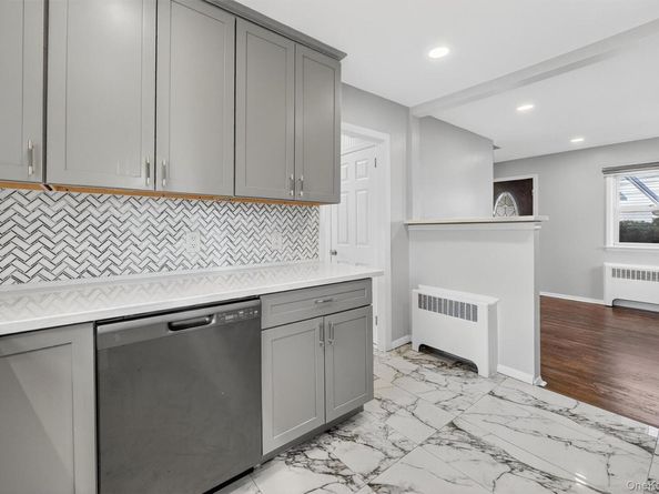 8 Robbins Avenue, Elmsford NY 10523