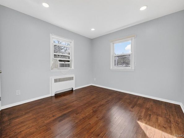 8 Robbins Avenue, Elmsford NY 10523