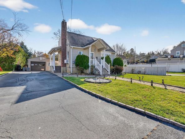 8 Robbins Avenue, Elmsford NY 10523