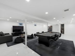 24149 148th Drive, Rosedale NY 11422