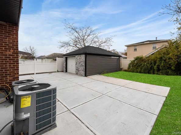 24149 148th Drive, Rosedale NY 11422