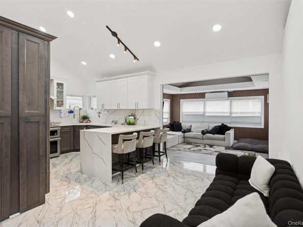 84 Rosedale Road, North Woodmere NY 11581