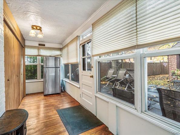 186-15 Grand Central Parkway, Jamaica Estates NY 11432