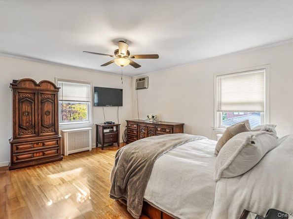 186-15 Grand Central Parkway, Jamaica Estates NY 11432