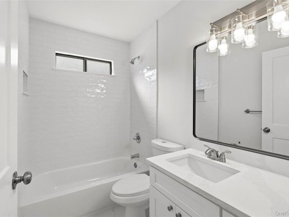 145 Edinburgh Drive, Ridge NY 11961