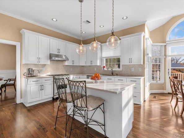 56 Rofay Drive, East Northport NY 11731