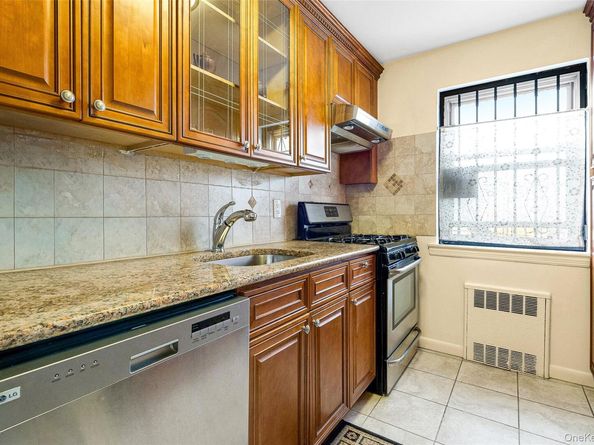 73-44 Austin Street 5S, Forest Hills NY 11375