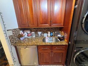 22411 Kingsbury Avenue A, Oakland Gardens NY 11364