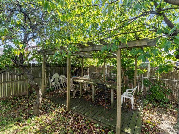 32 Madison Avenue, Franklin Square NY 11010