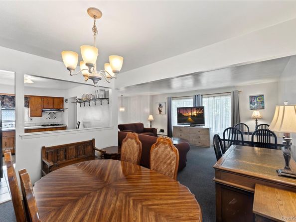 32 Madison Avenue, Franklin Square NY 11010