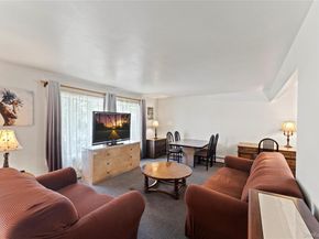 32 Madison Avenue, Franklin Square NY 11010