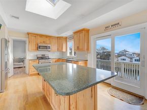 15 Marlin Road, East Quogue NY 11942