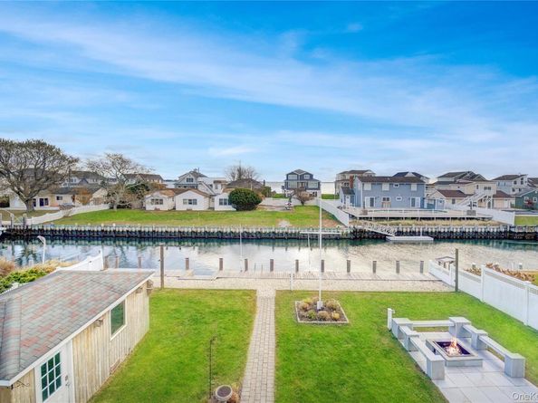 15 Marlin Road, East Quogue NY 11942