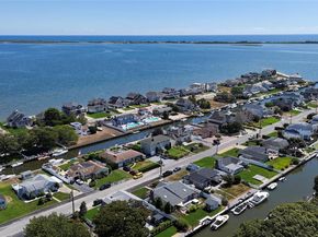 15 Marlin Road, East Quogue NY 11942