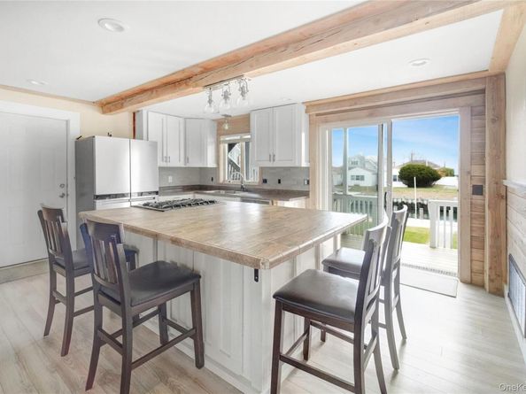 15 Marlin Road, East Quogue NY 11942