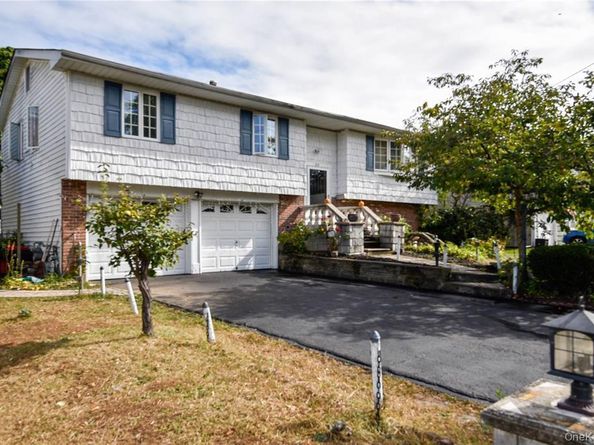 29 Andover Drive Andover Drive 29, Deer Park NY 11729