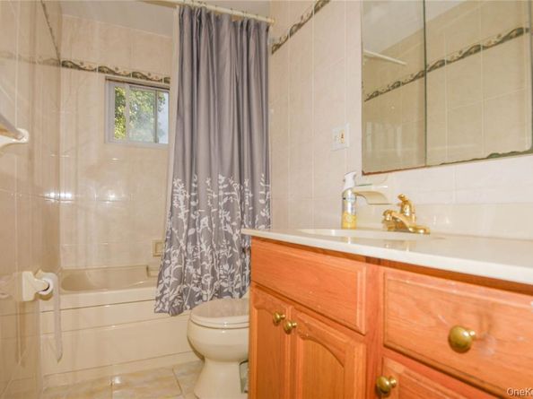 29 Andover Drive Andover Drive 29, Deer Park NY 11729