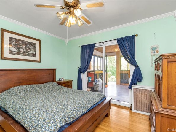 590 Langley, West Hempstead NY 11552