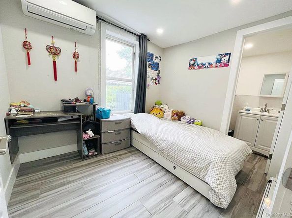 5423 153rd Street, Flushing NY 11355