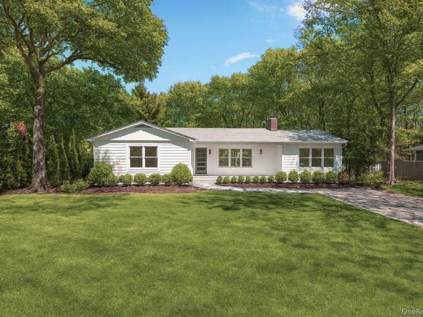 4 Pine Tree Court, East Quogue NY 11942