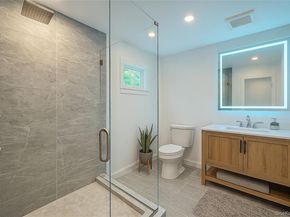 4 Pine Tree Court, East Quogue NY 11942