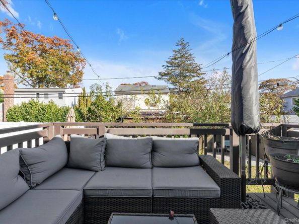 13 Gotham Street, Valley Stream NY 11581