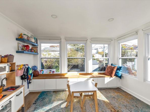 13 Gotham Street, Valley Stream NY 11581