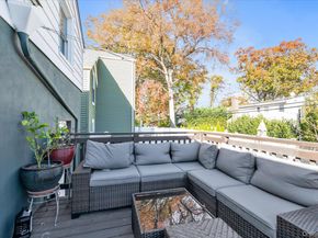 13 Gotham Street, Valley Stream NY 11581