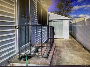 54 Robert Street, Freeport NY 11520