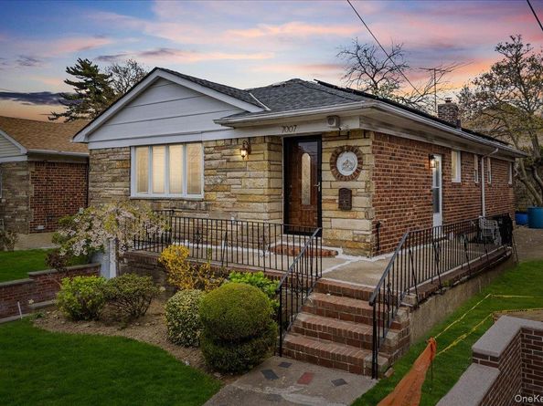 7007 171st Street, Fresh Meadows NY 11365