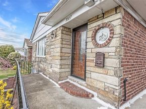 7007 171st Street, Fresh Meadows NY 11365