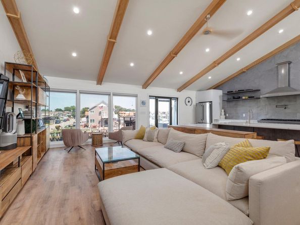 1166 Hastings Circle, Baldwin Harbor NY 11510