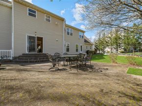 23 Varsity Boulevard, East Setauket NY 11733