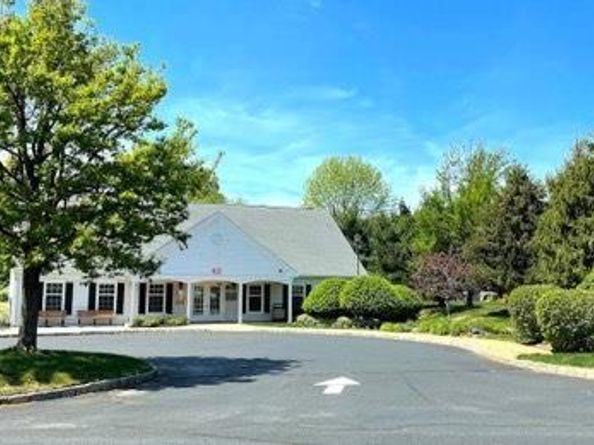 23 Varsity Boulevard, East Setauket NY 11733