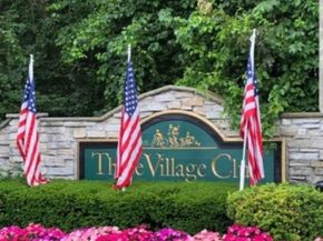 23 Varsity Boulevard, East Setauket NY 11733
