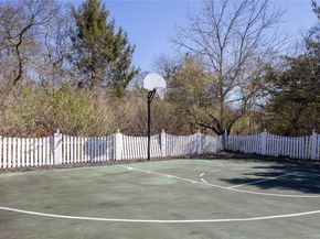 3 Clay Pit Road, Remsenburg NY 11960