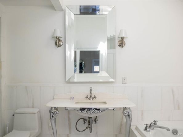 3 Clay Pit Road, Remsenburg NY 11960